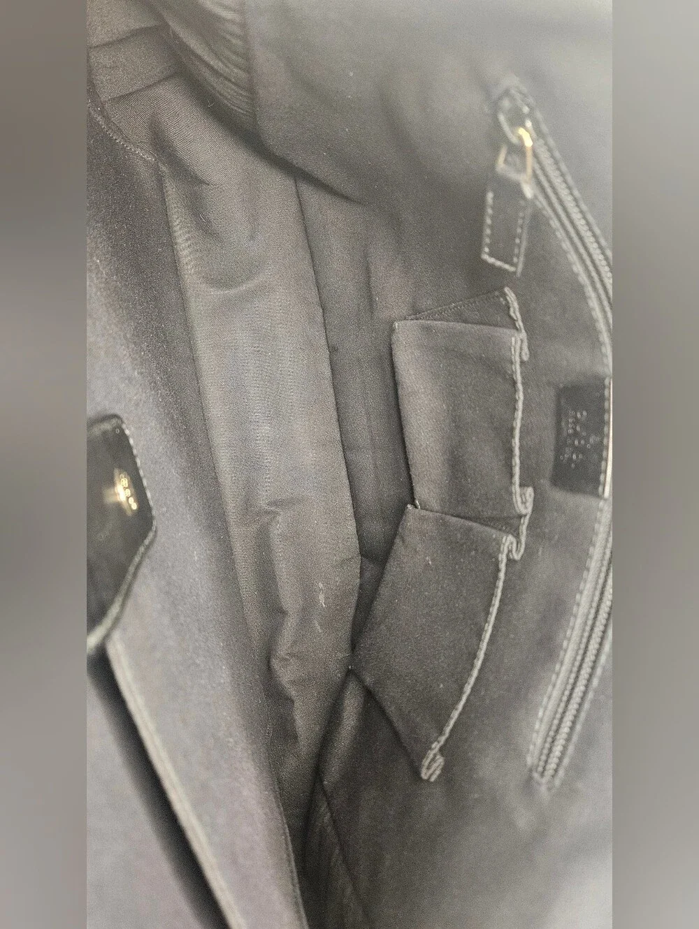 Authentic Gucci Black Diamante Messenger Crossbody Laptop Computer Bag